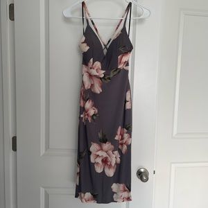 NWT Dainty Hooligan Midi Dress